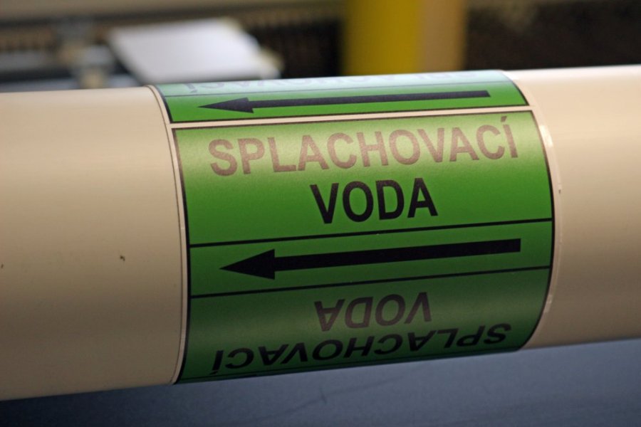 Páska na značení potrubí Signus M25 - SPLACHOVACÍ VODA