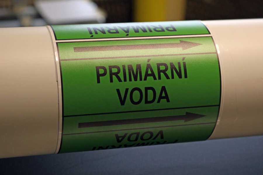 Páska na značení potrubí Signus M25 - PRIMÁRNÍ VODA