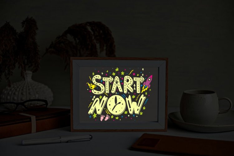 Image glowing in the dark - START NOW theme