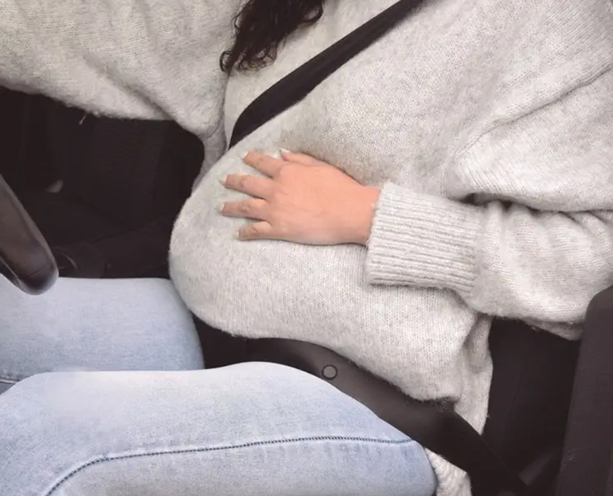 Asalvo, pregnancy belt for the car