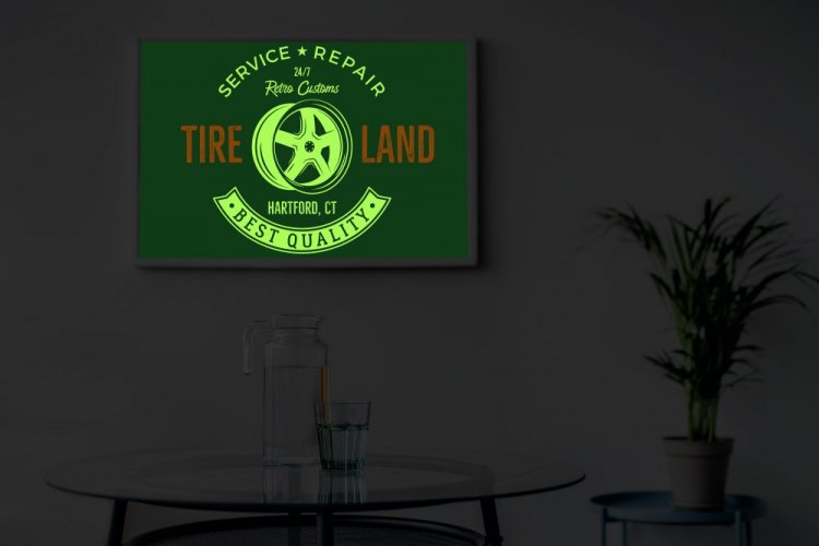 Picture glowing in the dark - TIRE LAND theme