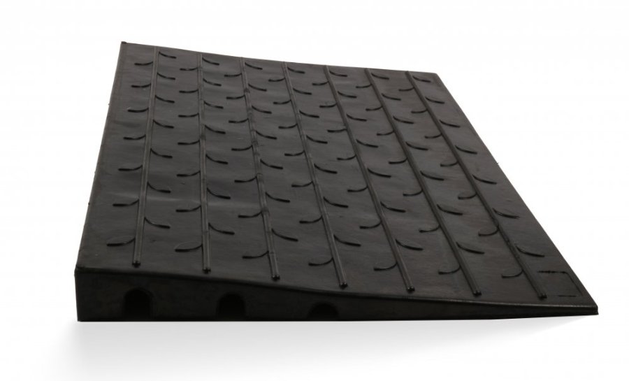 Gumová nájezdová rampa Rubber V6M
