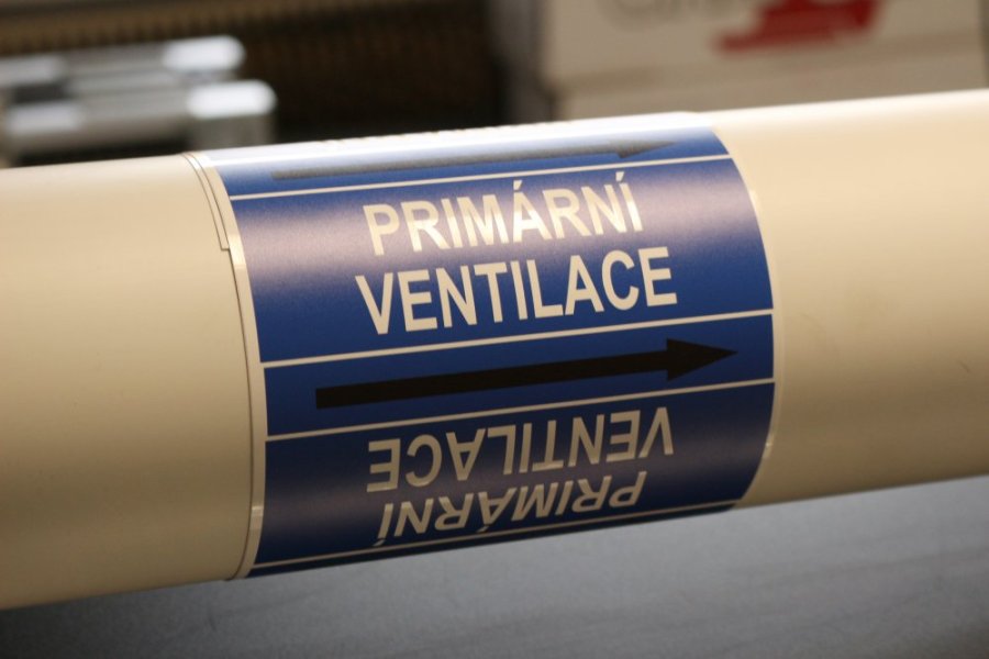 Páska na značení potrubí Signus M25 - PRIMÁRNÍ VENTILACE