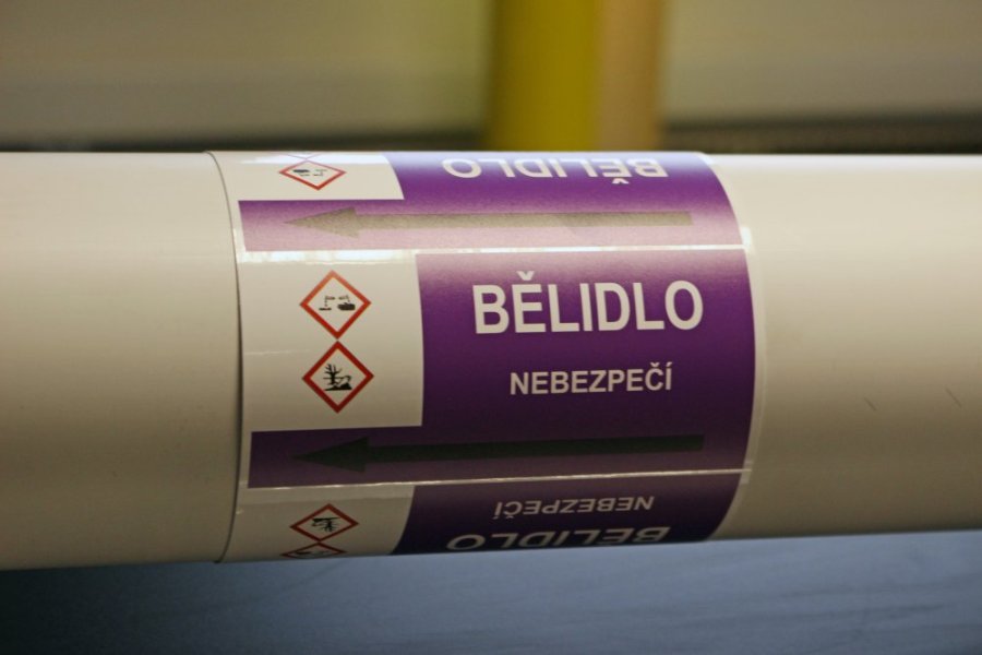 Páska na značení potrubí Signus M25 - BĚLIDLO
