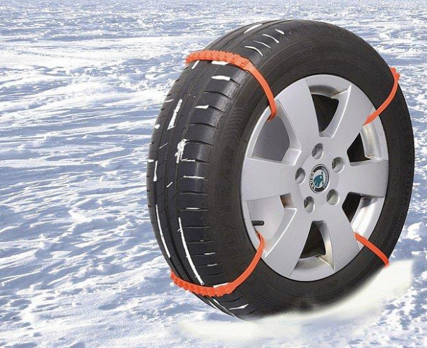 Disposable rescue snow belts for vehicles.
